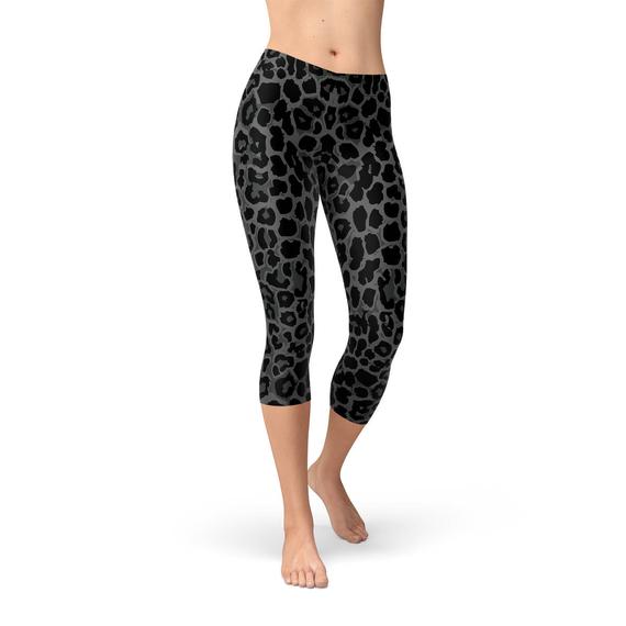 Maven Moda Leopard Capri Leggings | Show off your wild and sexy personality